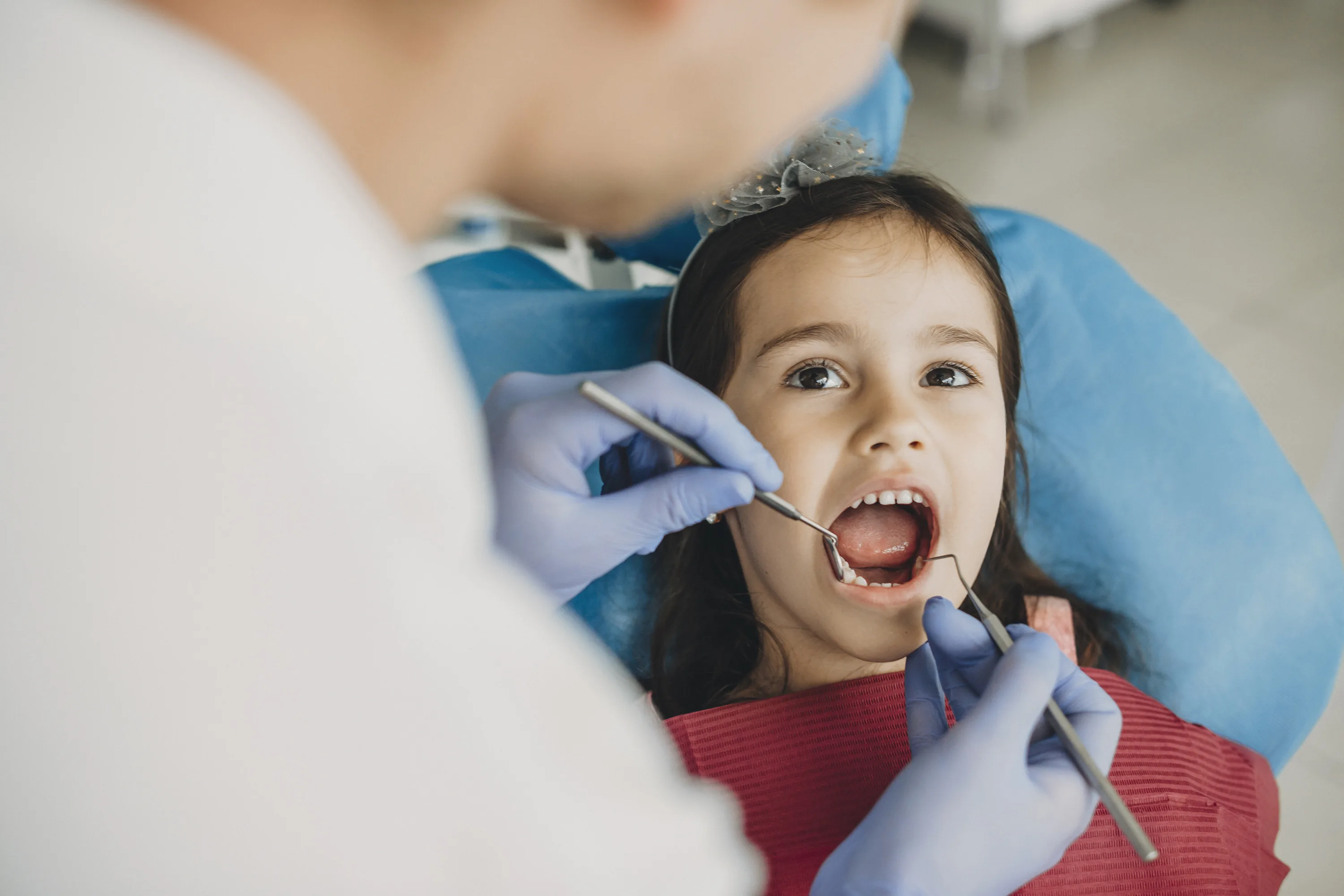 Tratamento odontológico infantil com acolhimento em Passos-MG